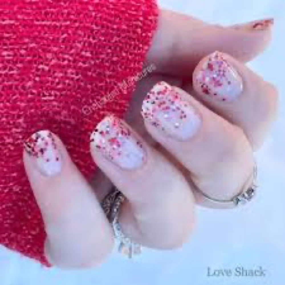🌸Sale:3/$30🌸 Color Street Nail Polish Strips.Shade: Love Shack. NWT.